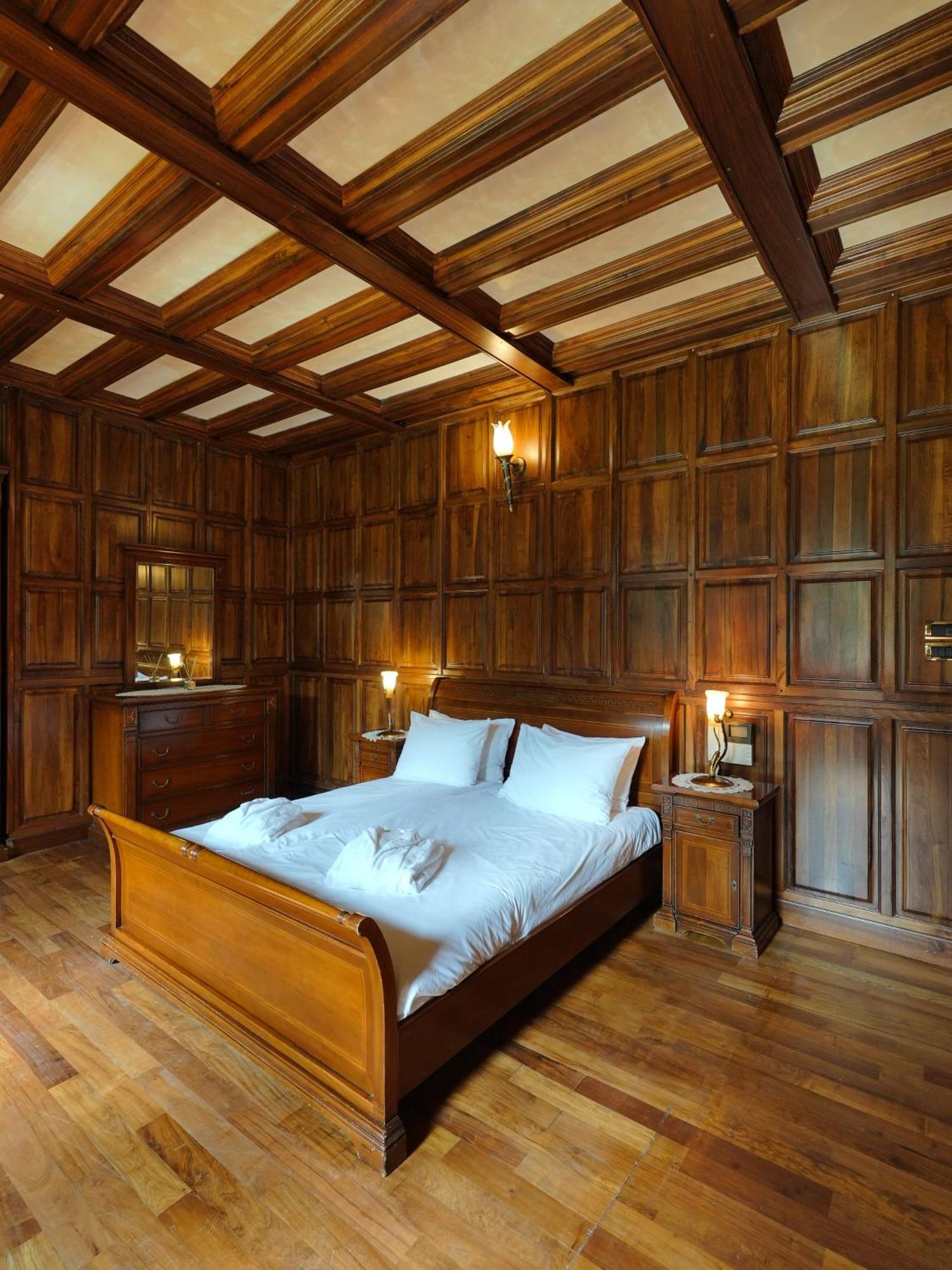 The Castle - Your Unique Way Of Retreat Borowec Zewnętrze zdjęcie